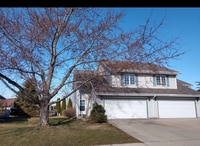 Building Photo - 510 Hanson Rd