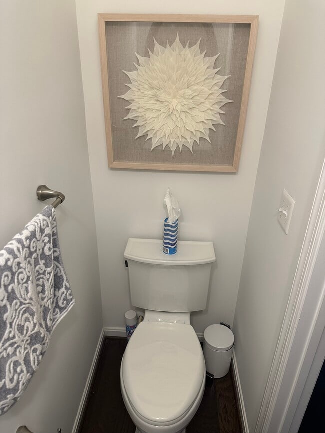 Building Photo - 18714 Lakelands Dr