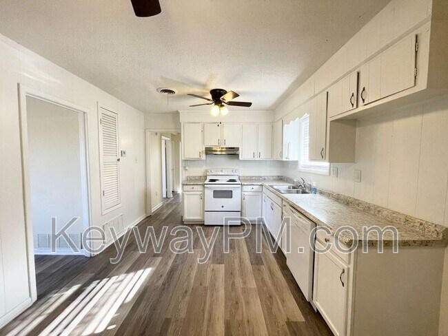 Building Photo - 211 S Belair Rd