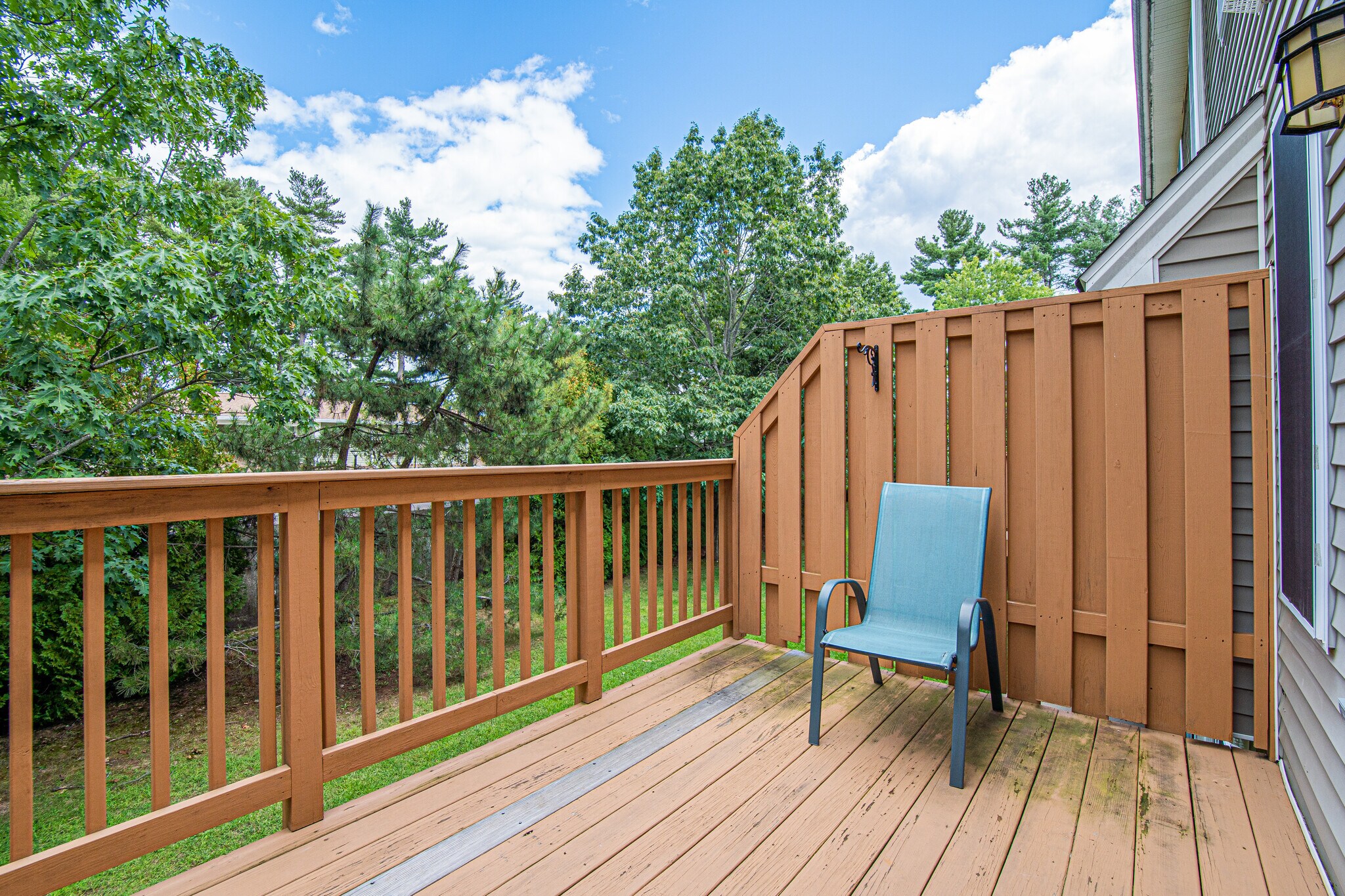 Building Photo - 157 Leeder Hill Dr