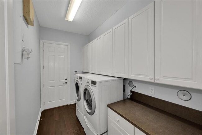 Building Photo - 16242 Rosecroft Terrace