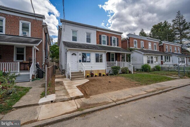 Building Photo - 145 Summit Terrace