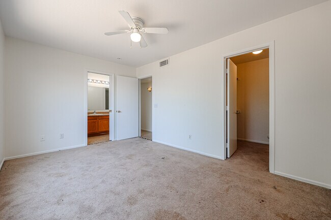 Building Photo - 1850 N 84th Ln