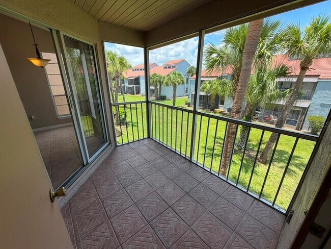 Building Photo - 4807 Normandy Pl