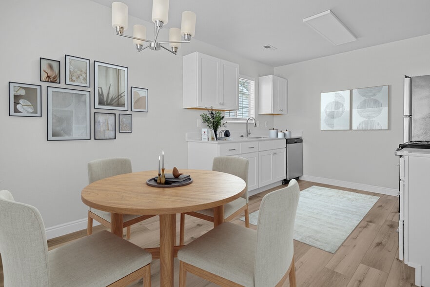 Primary Photo - Lexington Park