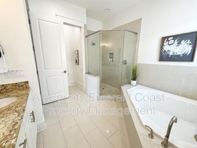 Building Photo - 50 Cinnamon Fern Lane