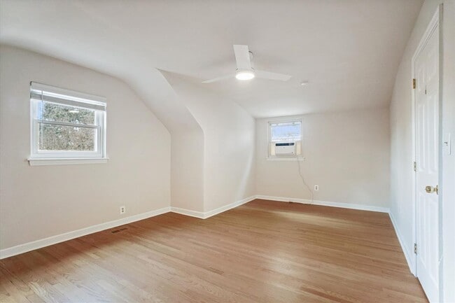 Building Photo - 4409 Westbrook Ln