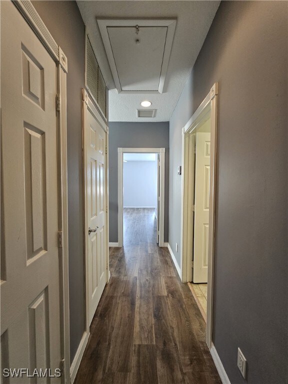 Building Photo - 28279 Jeneva Way