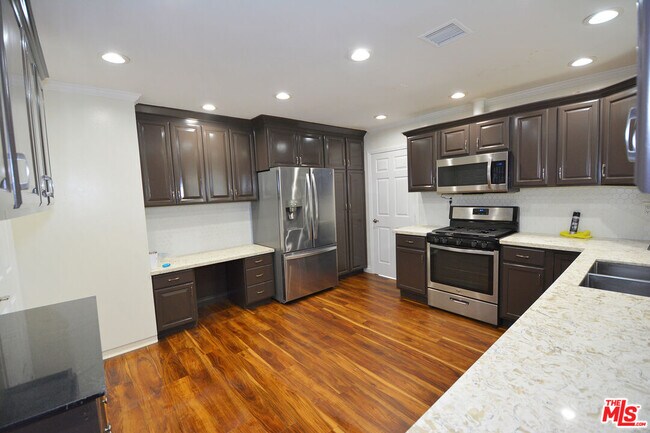 Building Photo - 23701 Bessemer St