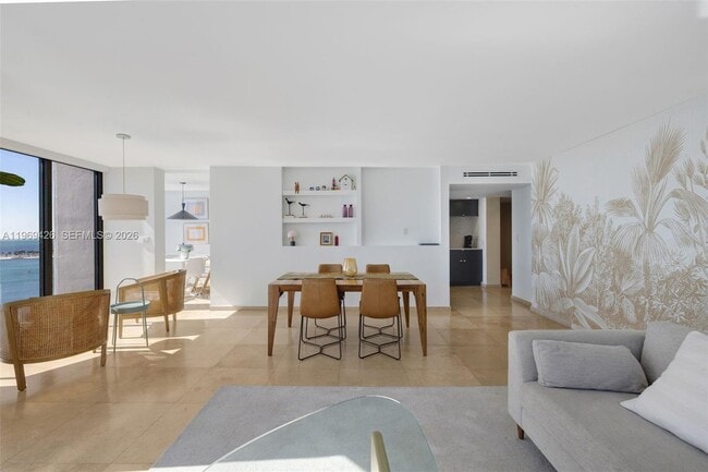 Building Photo - 1915 Brickell Ave