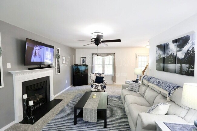 Building Photo - 15831 Haggis Dr