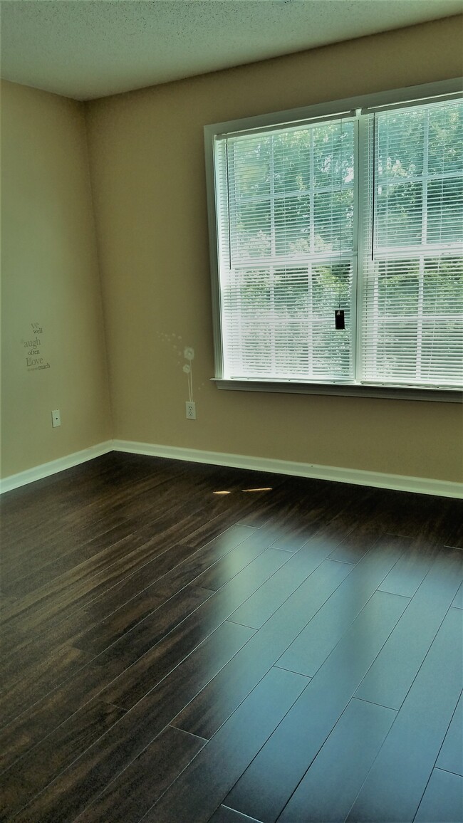 Second Bedroom - 4645 Valais Ct