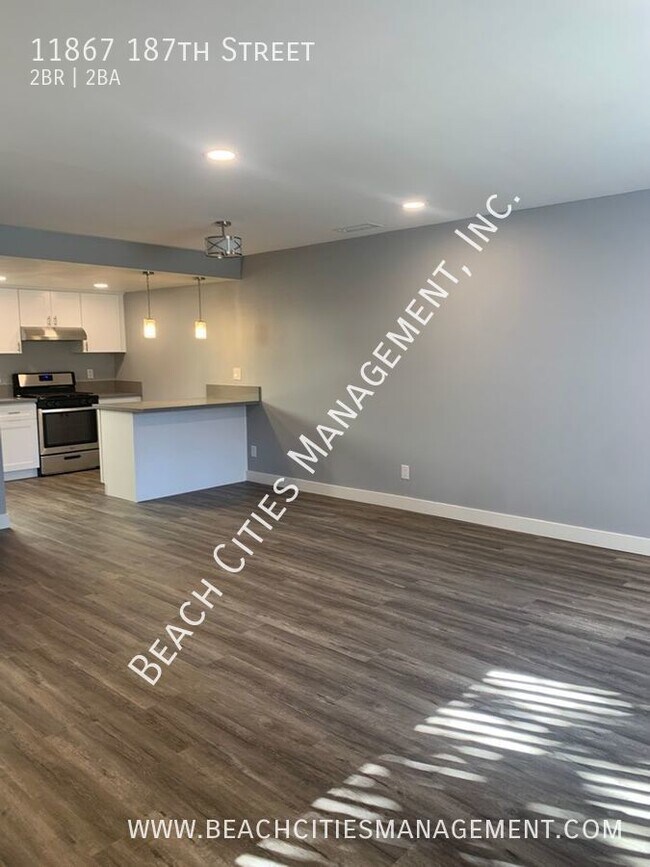 Building Photo - 11867 187th St