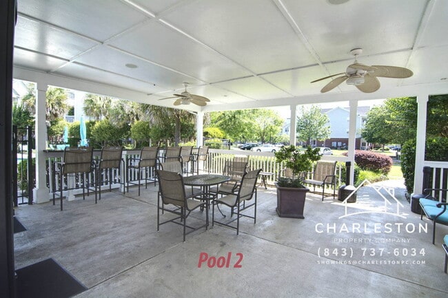 Building Photo - 45 Sycamore Ave