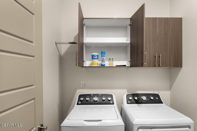 Building Photo - 828 Acton St