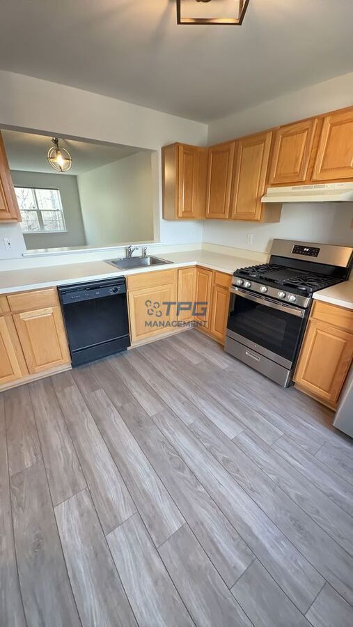 Building Photo - 109 Sandpiper Ln