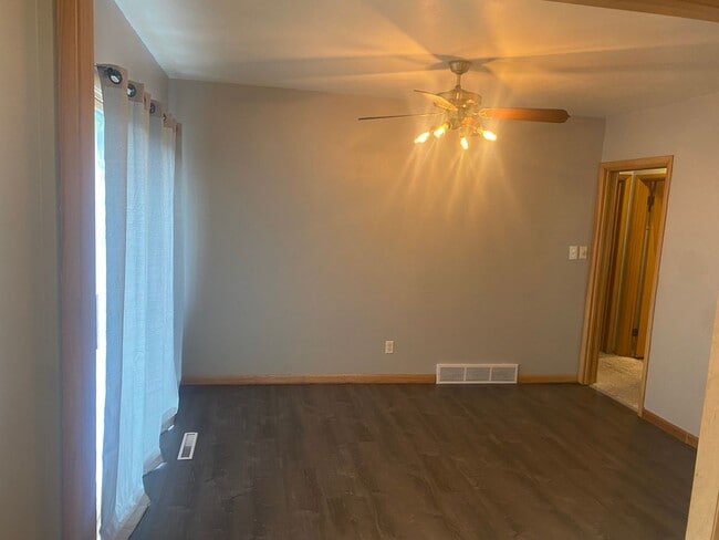 Building Photo - Now leasing for May 2026! Four Bed/Two Bath