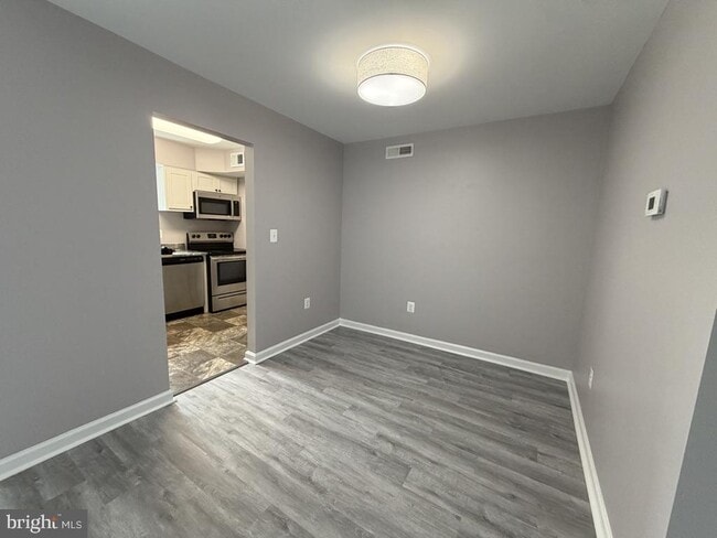 Building Photo - 3216 Spartan Rd