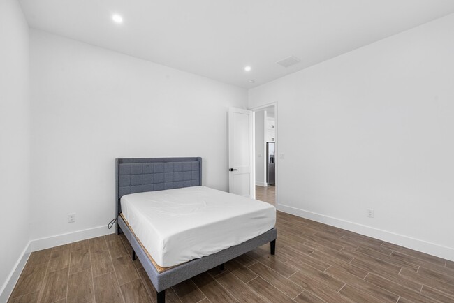 Building Photo - 510 Rd 5844