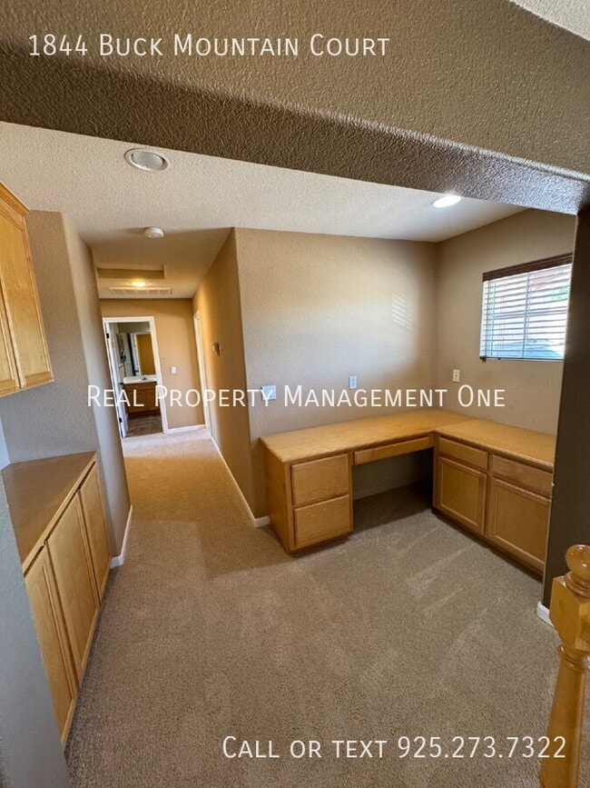 Building Photo - 1844 Buck Mountain Ct