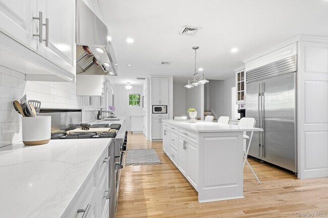 Building Photo - 60 Hillside Ln