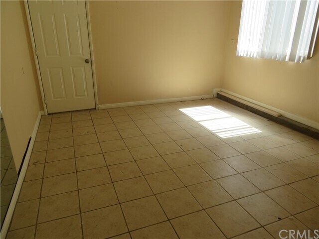 Building Photo - 7489 Elm Grove Ave