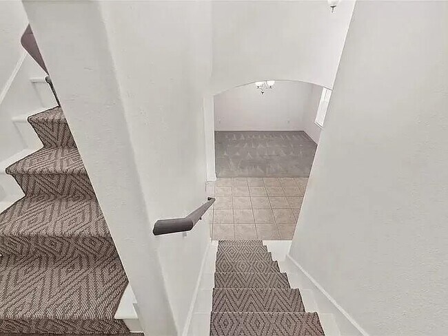 Building Photo - 20127 Broad Run Ln