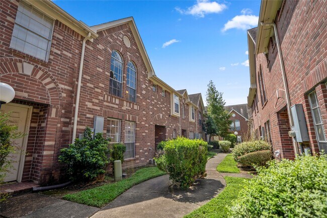 Building Photo - 11735 Alief Clodine Rd