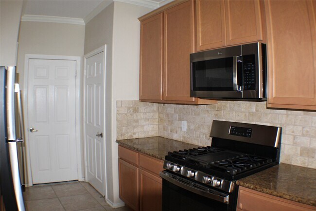 Building Photo - 6431 Densberry Ln