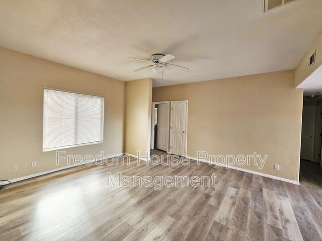 Building Photo - 1444 Star Rd