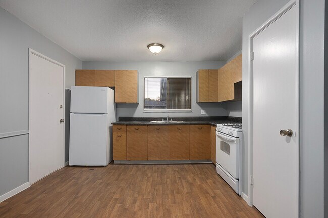 Building Photo - 8700 Wornall Rd