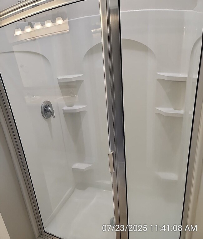 Building Photo - 64 Sunflower Cir NE