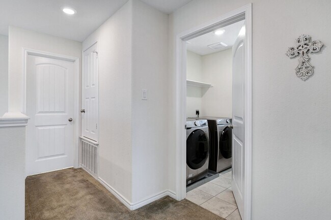 Building Photo - Make Boerne your home!