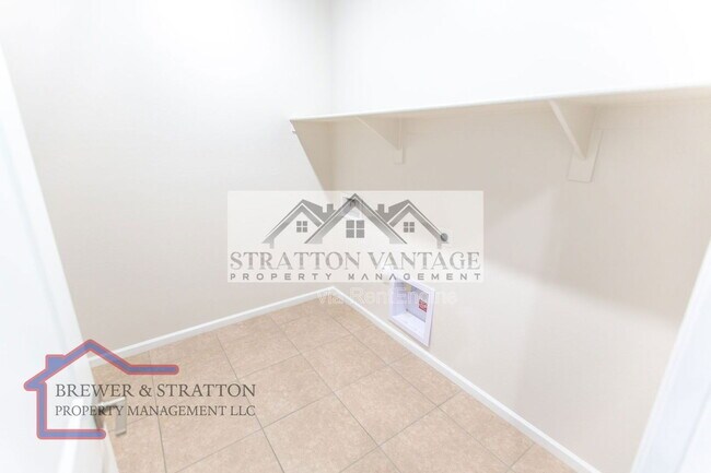 Building Photo - 2028 E Brooklyn Dr