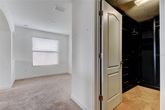 Building Photo - 10224 Celtic Ash Dr