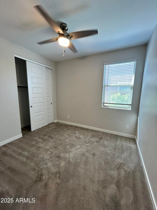 Building Photo - 6581 S Abbey Ln