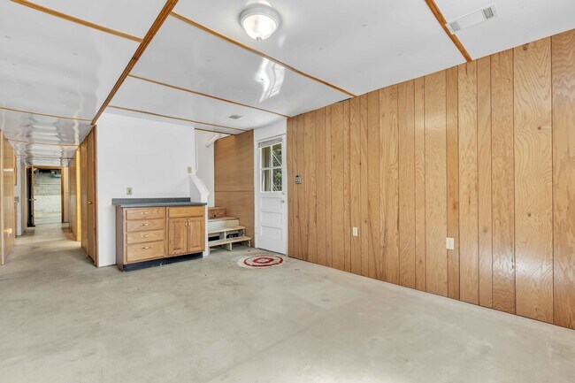 Building Photo - 509 Mathes Ct