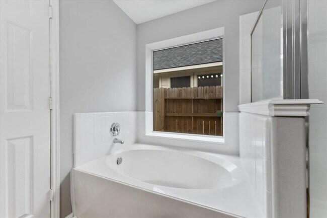 Building Photo - 10051 Williams Field Dr