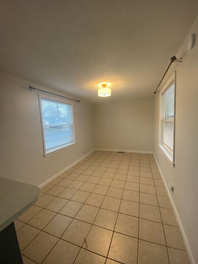 Building Photo - Audubon-Downriver Neighborhood 3+ bedroom,...