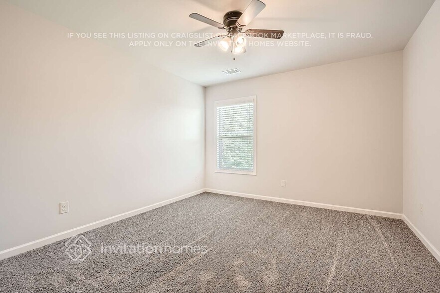 Building Photo - 112 Pandorus Ln