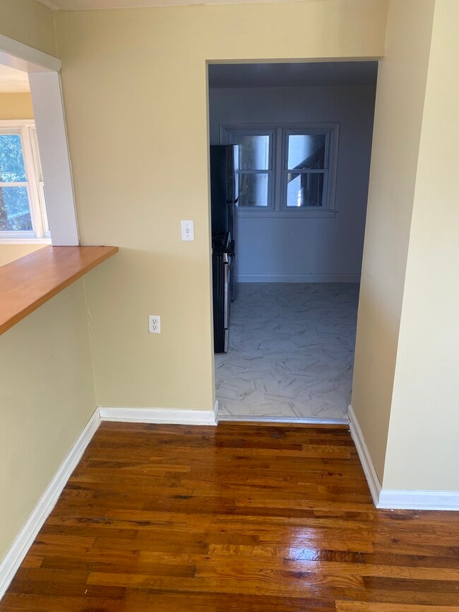 Building Photo - 9 High St