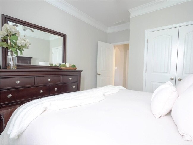 Building Photo - 2720 Canter Meadow Dr