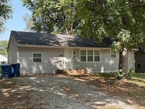 Building Photo - 1125 Redman Blvd