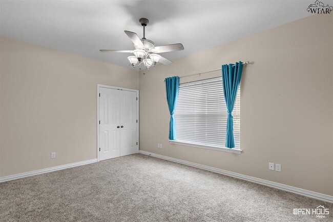Building Photo - 5405 Blazing Star Ln