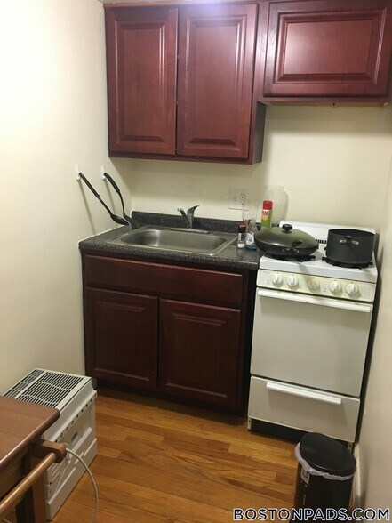 Primary Photo - 153 Brighton Ave