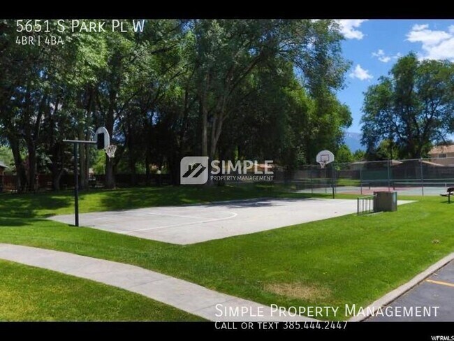 Building Photo - 5651 S Park Pl W