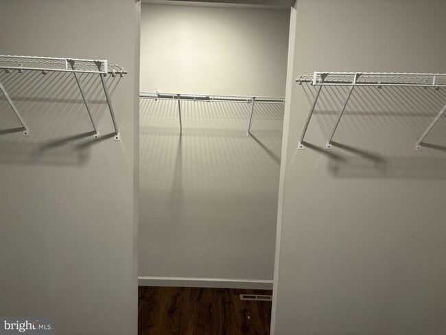 Building Photo - 3098 Goshen Dr