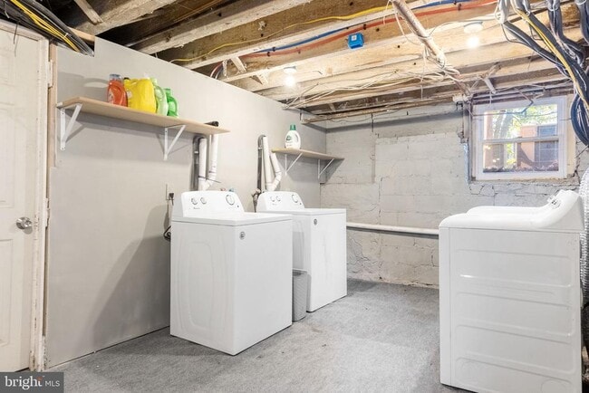 Building Photo - 1608 N Broom St