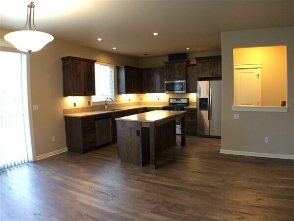 Building Photo - 63157 NE Hadley Pl