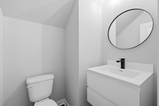 Building Photo - 413 Stonework Garden Ln